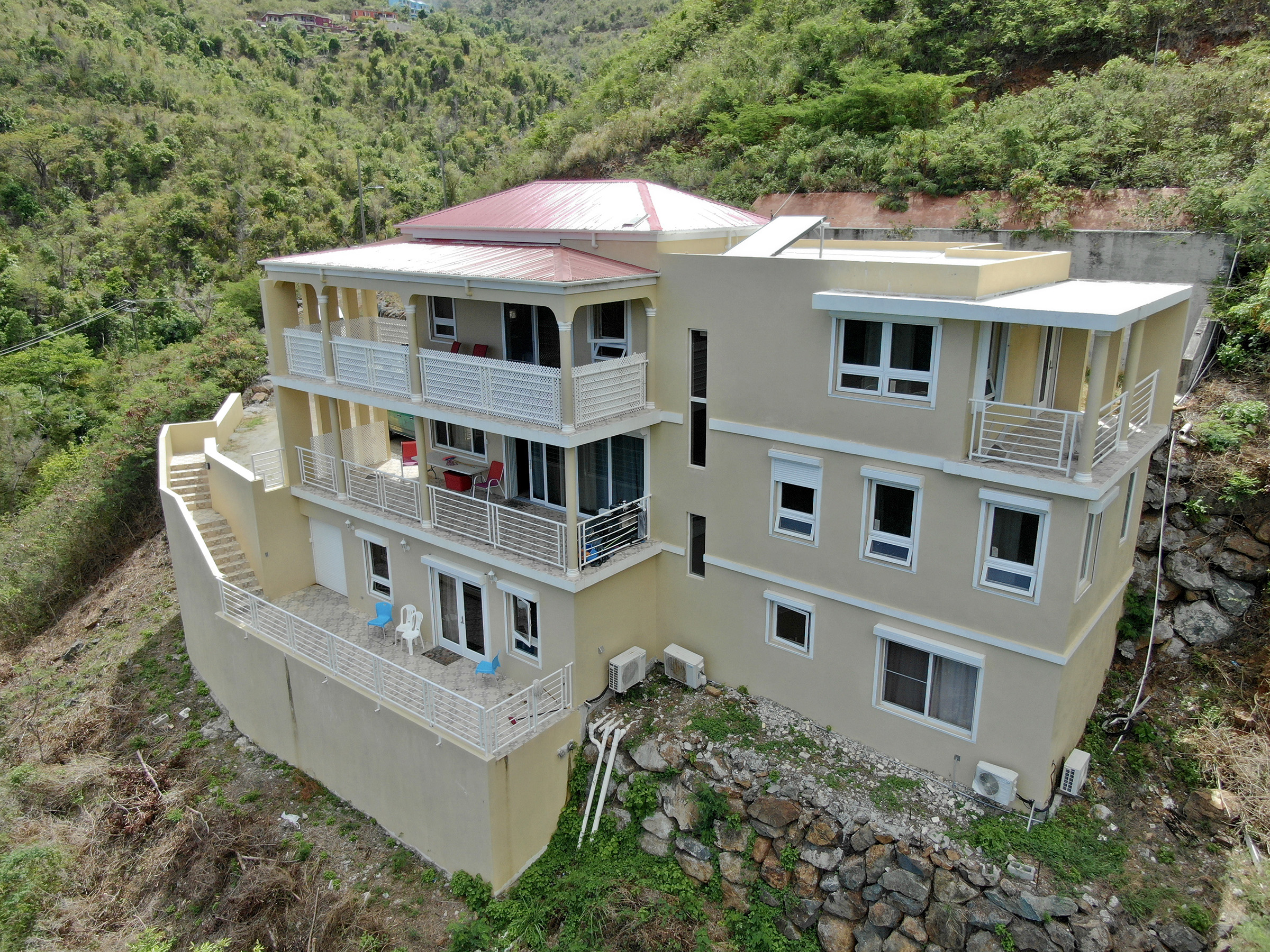 La Vida Homes, Eagle's Nest TigerQi Architecture